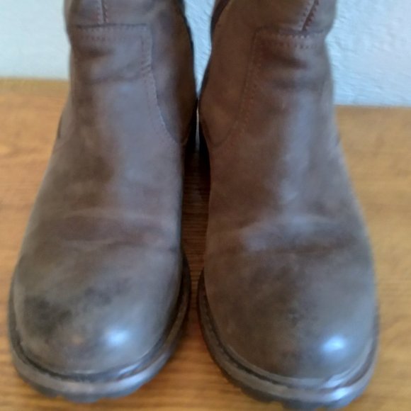 Timberland Earthkeepers Boots | Distressed Sidezip | size 8.5 - Picture 4 of 9